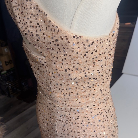 One-Shoulder Sequin Dress - Picture 8 of 9